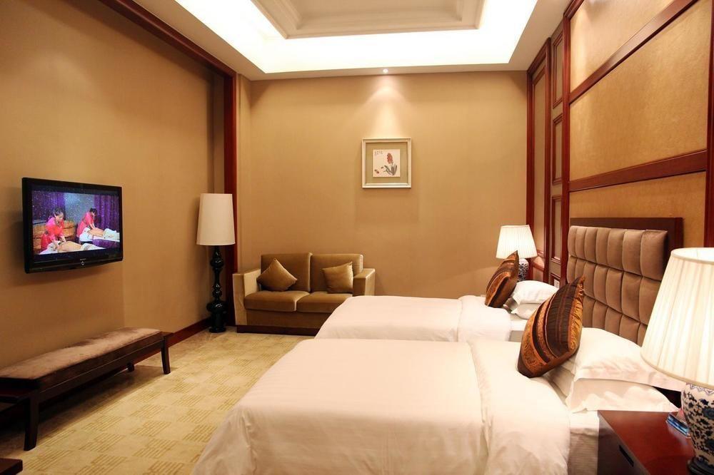 Water Way Hotel Guangzhou Exterior photo