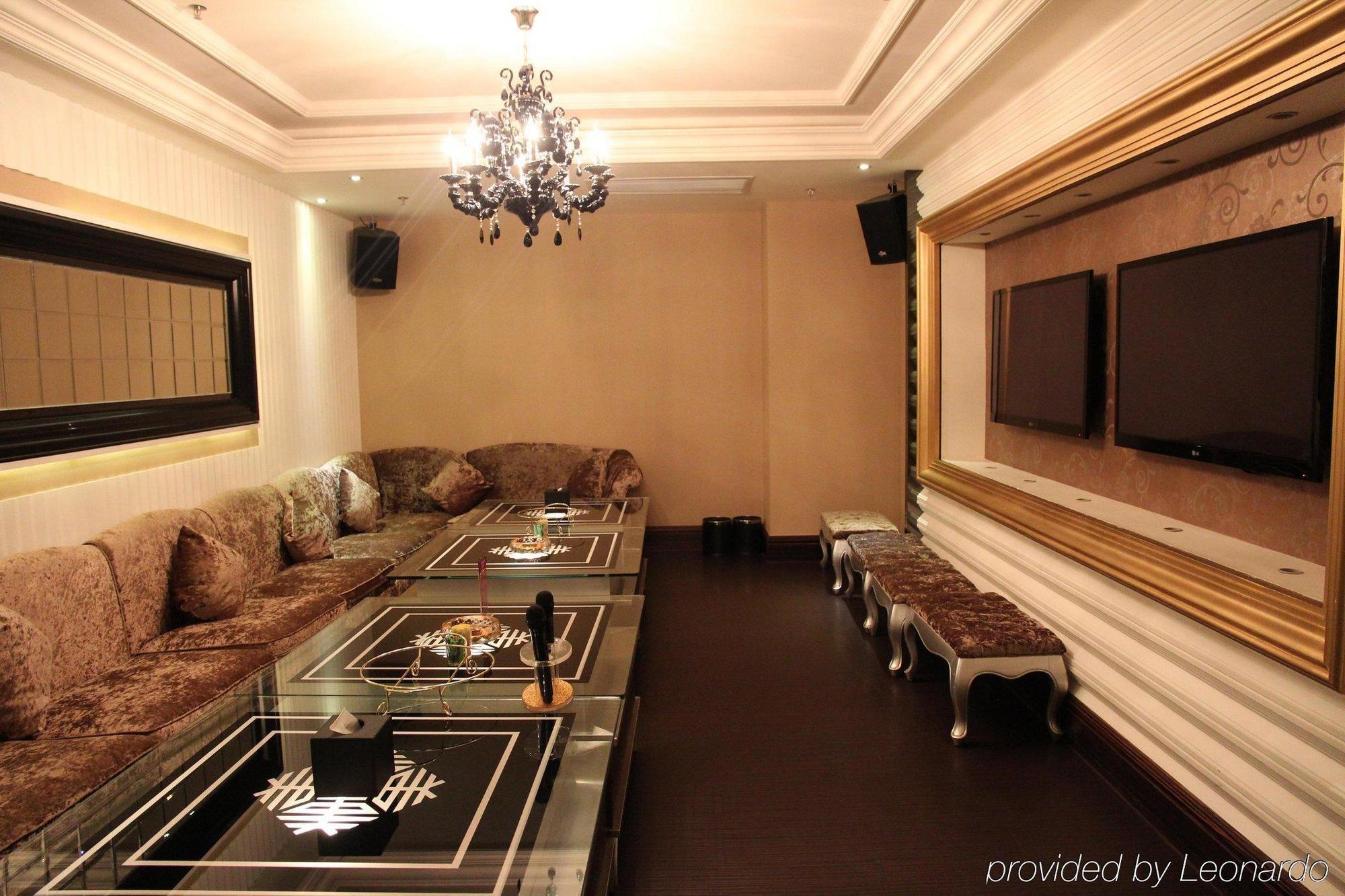 Water Way Hotel Guangzhou Exterior photo