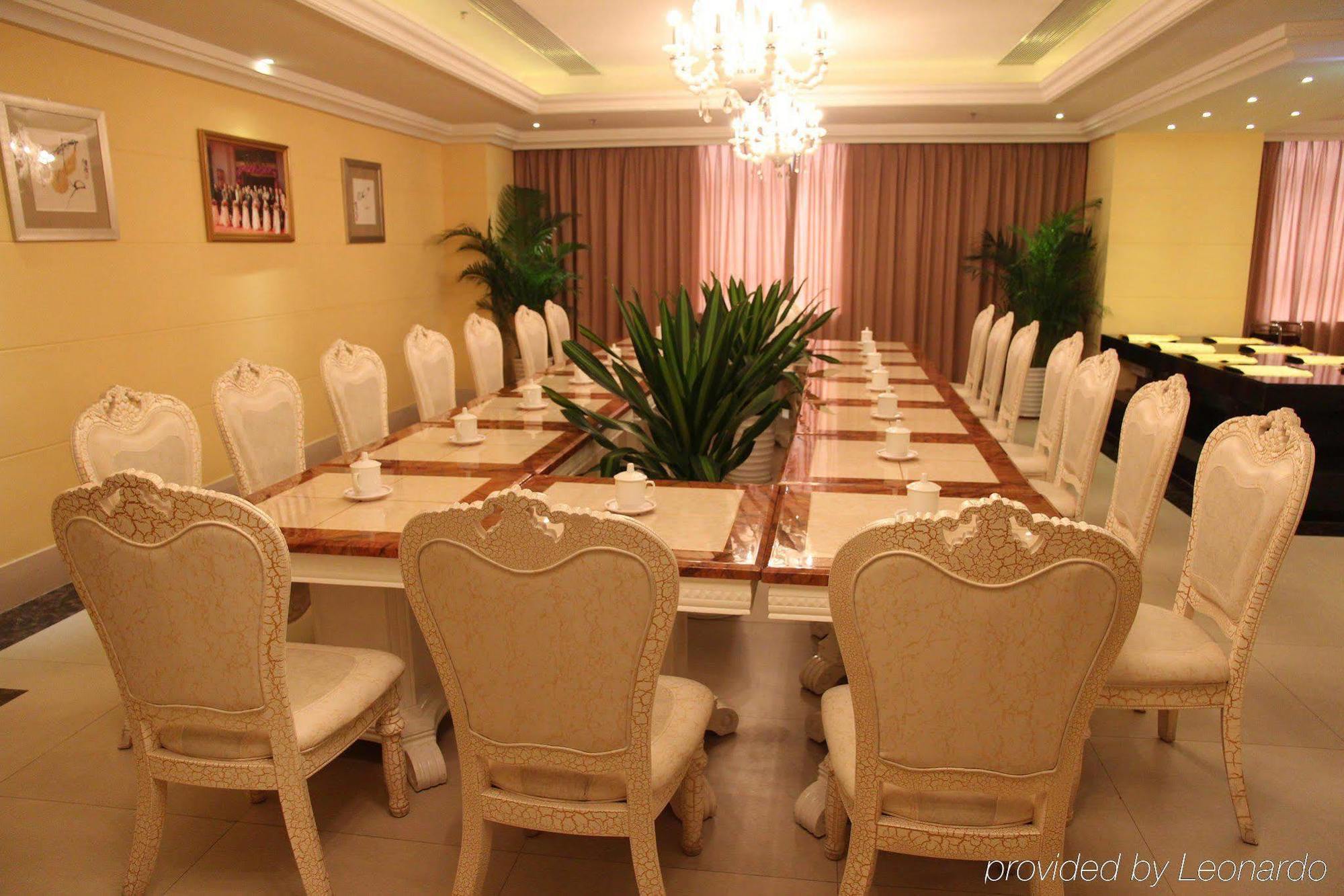 Water Way Hotel Guangzhou Exterior photo