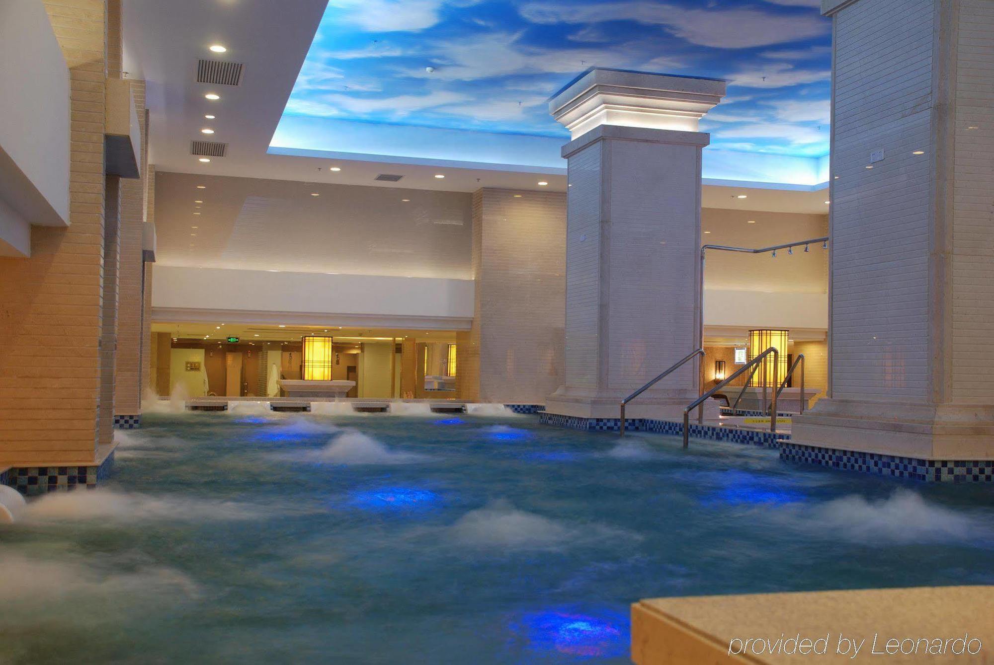 Water Way Hotel Guangzhou Exterior photo